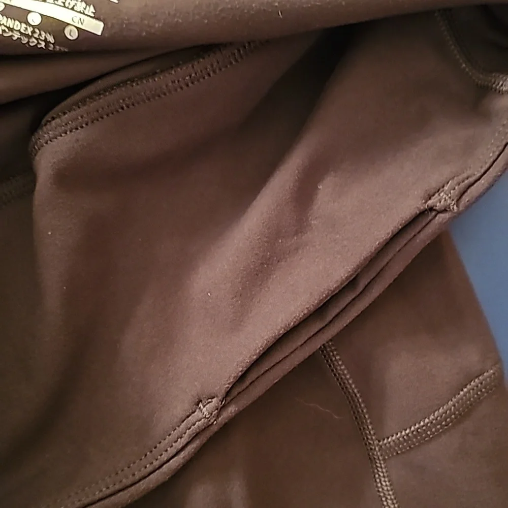 Workout pants - Picture 2 of 3